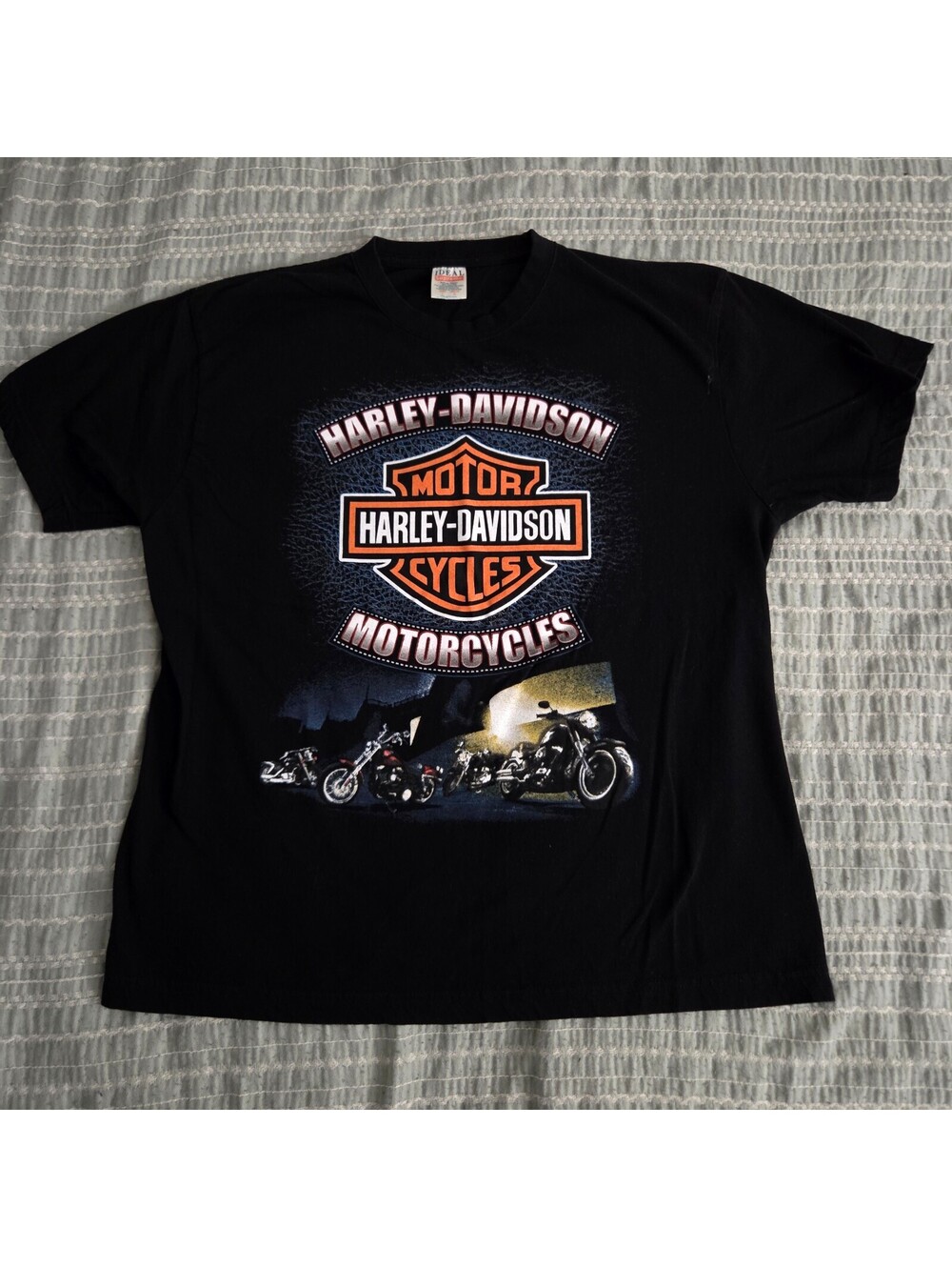Harley-Davidson motorcycle graphic black T-shirt